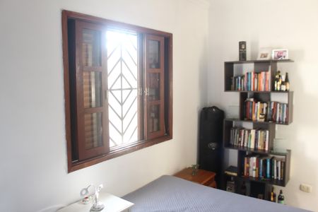 Casa à venda com 240m², 4 quartos e 2 vagasSuíte 3