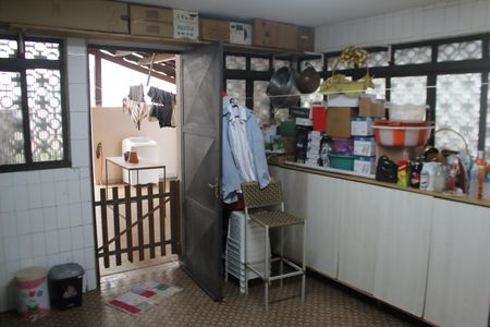 Casa à venda com 240m², 4 quartos e 2 vagasÁrea de Serviço