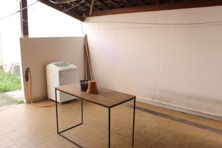 Casa à venda com 240m², 4 quartos e 2 vagasChurrasqueira