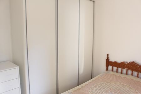 Casa à venda com 240m², 4 quartos e 2 vagasSuíte 2