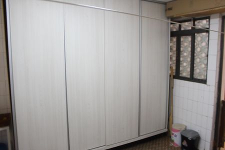 Casa à venda com 240m², 4 quartos e 2 vagasÁrea de Serviço