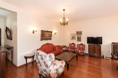 Apartamento à venda com 122m², 3 quartos e 1 vagaSala