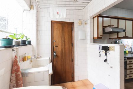 Apartamento à venda com 122m², 3 quartos e 1 vagaÁrea de Serviço