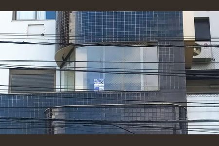 Apartamento à venda com 161m², 3 quartos e 2 vagas Apartamento à venda com 161m², 3 quartos e 2 vagasPlaca