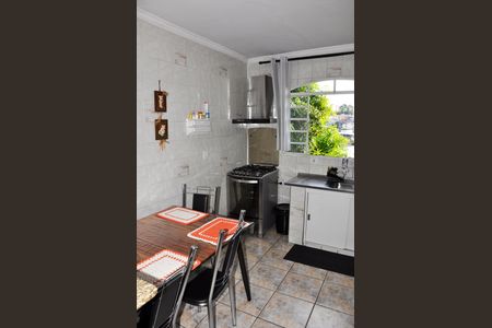 Casa à venda com 200m², 5 quartos e 1 vaga Casa à venda com 200m², 5 quartos e 1 vagaCozinha