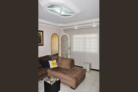 Casa à venda com 200m², 5 quartos e 1 vaga Casa à venda com 200m², 5 quartos e 1 vagaSala