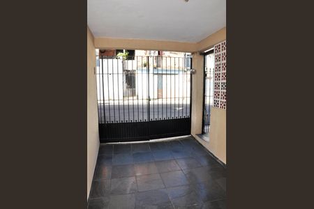 Casa à venda com 200m², 5 quartos e 1 vaga Casa à venda com 200m², 5 quartos e 1 vagaGaragem