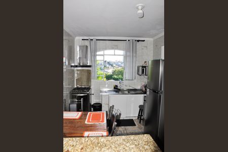 Casa à venda com 200m², 5 quartos e 1 vaga Casa à venda com 200m², 5 quartos e 1 vagaCozinha