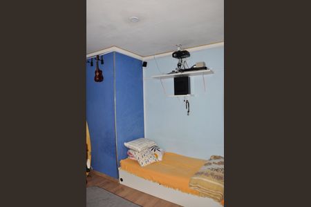 Casa à venda com 200m², 5 quartos e 1 vaga Casa à venda com 200m², 5 quartos e 1 vagaQuarto 01