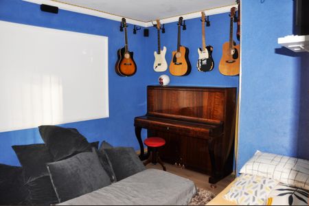 Casa à venda com 200m², 5 quartos e 1 vaga Casa à venda com 200m², 5 quartos e 1 vagaQuarto 01