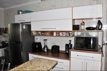 Casa à venda com 200m², 5 quartos e 1 vaga Casa à venda com 200m², 5 quartos e 1 vagaCozinha