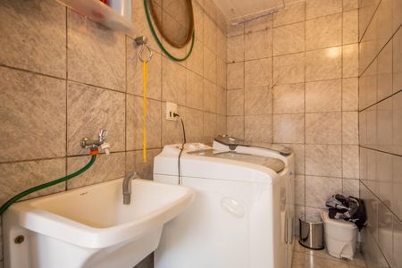 Casa à venda com 202m², 3 quartos e 2 vagas Casa à venda com 202m², 3 quartos e 2 vagasÁrea de Serviço