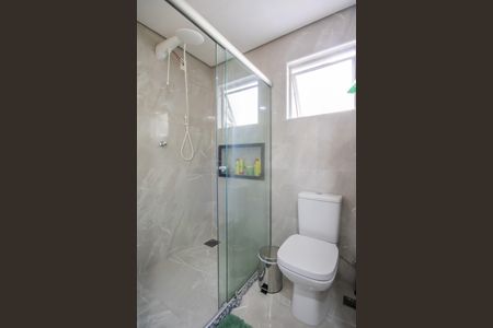 Casa à venda com 202m², 3 quartos e 2 vagas Casa à venda com 202m², 3 quartos e 2 vagasBanheiro 2