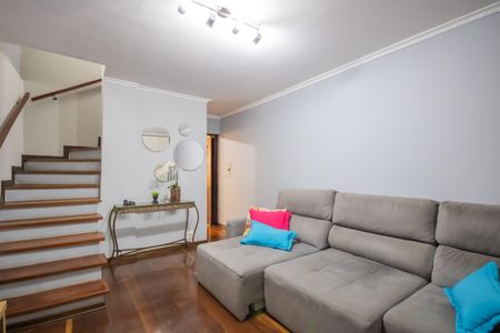 Casa à venda com 202m², 3 quartos e 2 vagas Casa à venda com 202m², 3 quartos e 2 vagasSala