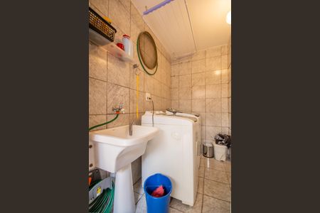 Casa à venda com 202m², 3 quartos e 2 vagas Casa à venda com 202m², 3 quartos e 2 vagasÁrea de Serviço