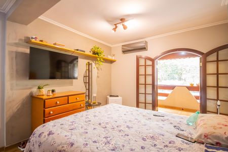 Casa à venda com 202m², 3 quartos e 2 vagas Casa à venda com 202m², 3 quartos e 2 vagasSuíte