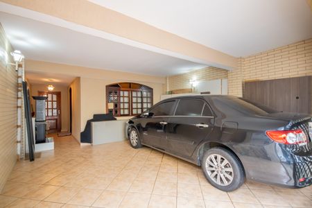 Casa à venda com 202m², 3 quartos e 2 vagas Casa à venda com 202m², 3 quartos e 2 vagasGaragem