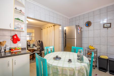 Casa à venda com 202m², 3 quartos e 2 vagas Casa à venda com 202m², 3 quartos e 2 vagasCozinha