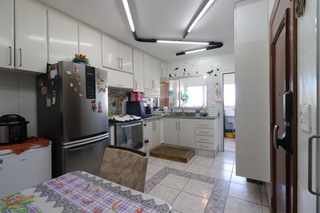 Apartamento à venda com 141m², 3 quartos e 2 vagasCozinha