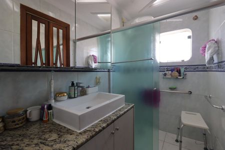 Apartamento à venda com 141m², 3 quartos e 2 vagasBanheiro da Suíte Master