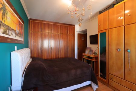 Apartamento à venda com 141m², 3 quartos e 2 vagasSuíte 1