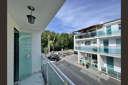 Casa de condomínio à venda com 132m², 3 quartos e 1 vagaSuíte 1 - Varanda