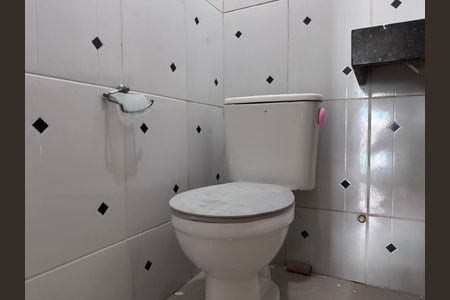 Casa de condomínio à venda com 132m², 3 quartos e 1 vagaLavabo