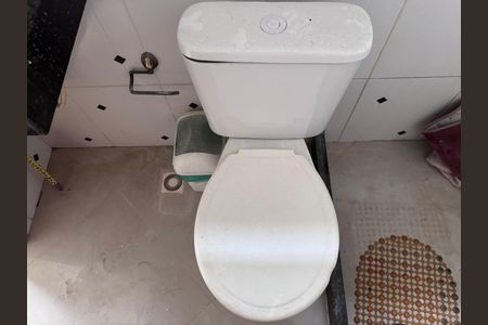 Casa de condomínio à venda com 132m², 3 quartos e 1 vagaSuíte 2 - Banheiro