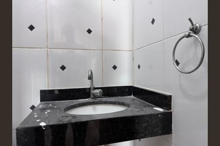 Casa de condomínio à venda com 132m², 3 quartos e 1 vagaLavabo