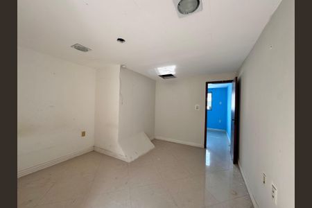 Casa de condomínio à venda com 132m², 3 quartos e 1 vagaSuíte 3