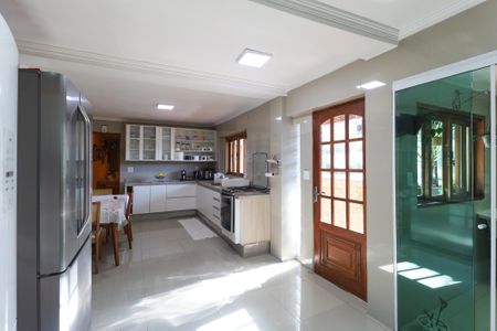 Casa à venda com 90m², 3 quartos e 2 vagasCozinha