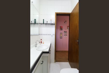 Casa à venda com 90m², 3 quartos e 2 vagasBanheiro 1