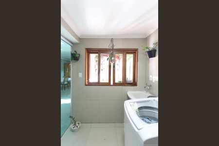 Casa à venda com 90m², 3 quartos e 2 vagasÁrea de Serviço