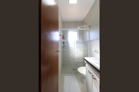 Casa à venda com 90m², 3 quartos e 2 vagasBanheiro 2