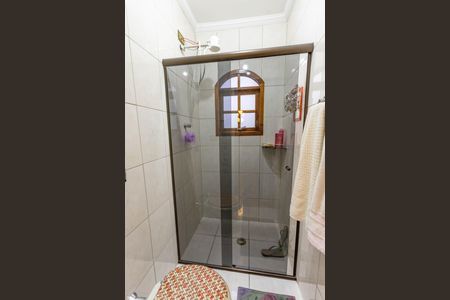 Casa à venda com 180m², 3 quartos e 2 vagas Casa à venda com 180m², 3 quartos e 2 vagasBanheiro da suíte