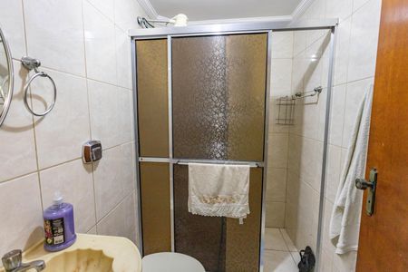 Casa à venda com 180m², 3 quartos e 2 vagas Casa à venda com 180m², 3 quartos e 2 vagasBanheiro social 2