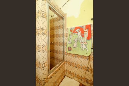 Casa para alugar com 380m², 5 quartos e 2 vagasBanheiro Social