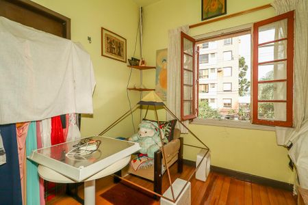 Casa para alugar com 380m², 5 quartos e 2 vagasQuarto 4