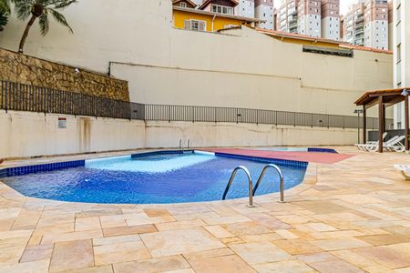 Apartamento à venda com 54m², 2 quartos e 1 vaga Apartamento à venda com 54m², 2 quartos e 1 vagaÁrea comum - Piscina