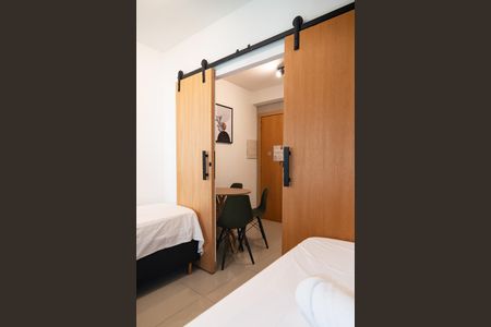 Apartamento à venda com 30m², 2 quartos e 1 vaga Apartamento à venda com 30m², 2 quartos e 1 vagaQuarto 1