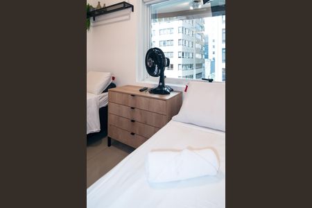 Apartamento à venda com 30m², 2 quartos e 1 vaga Apartamento à venda com 30m², 2 quartos e 1 vaga Quarto 1