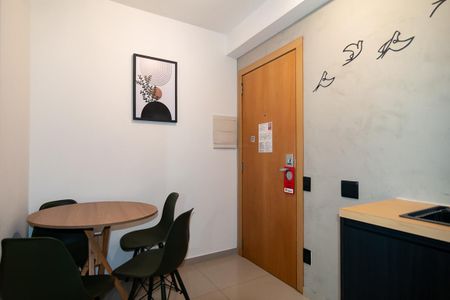 Apartamento à venda com 30m², 2 quartos e 1 vaga Apartamento à venda com 30m², 2 quartos e 1 vagaSala