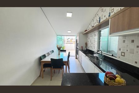 Apartamento à venda com 96m², 2 quartos e 1 vagaCobertura - Cozinha