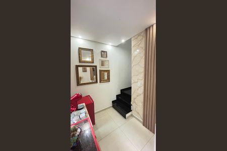 Apartamento à venda com 96m², 2 quartos e 1 vagaSala