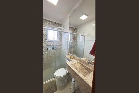 Apartamento à venda com 96m², 2 quartos e 1 vagaBanheiro da Suíte