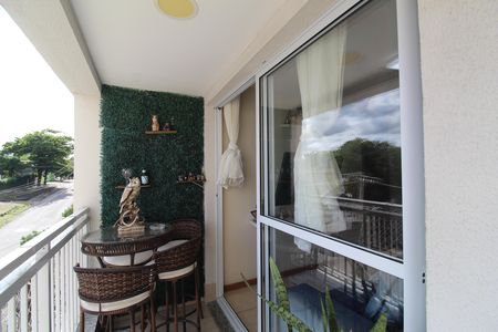 Apartamento à venda com 83m², 3 quartos e 1 vagaSala - Varanda