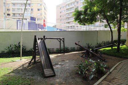 Apartamento à venda com 83m², 3 quartos e 1 vagaÁrea Comum - Playground