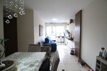 Apartamento à venda com 83m², 3 quartos e 1 vagaSala