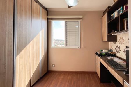 Apartamento à venda com 63m², 3 quartos e 1 vagaQuarto 2