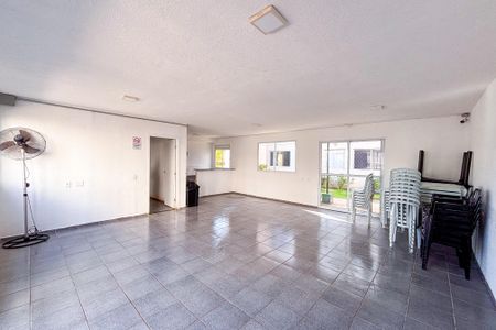 Apartamento para alugar com 42m², 2 quartos e sem vagaÁrea comum - Salão de festas